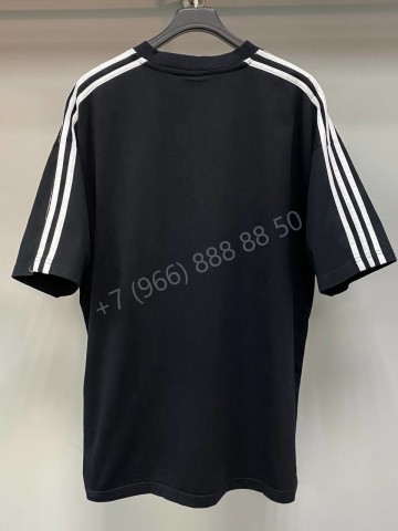 Футболка Balenciaga