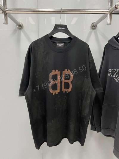 Футболка Balenciaga