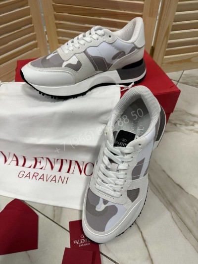 Кроссовки Valentino