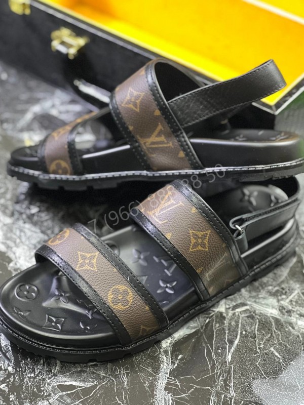 Сандалии Louis Vuitton