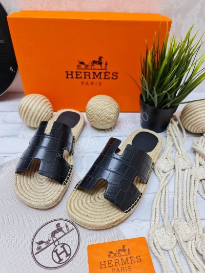 Шлепанцы Hermes