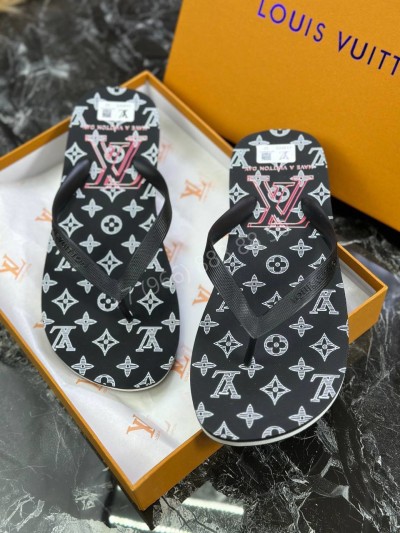 Сланцы Louis Vuitton