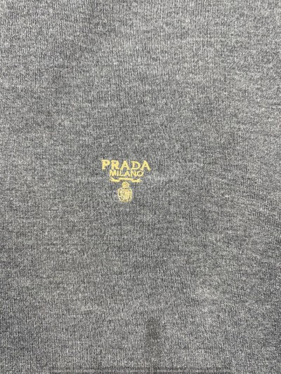 Джемпер Prada