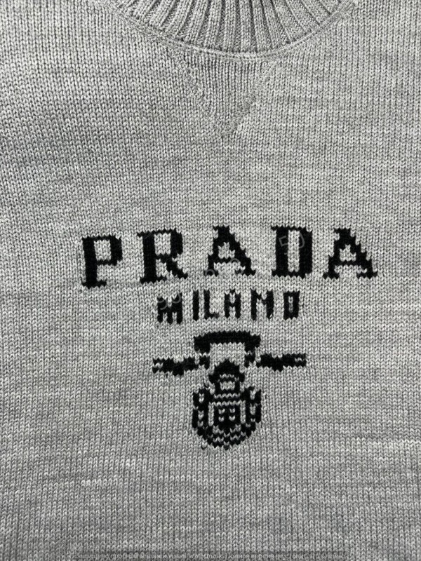 Свитер Prada