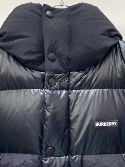 Пуховик Burberry