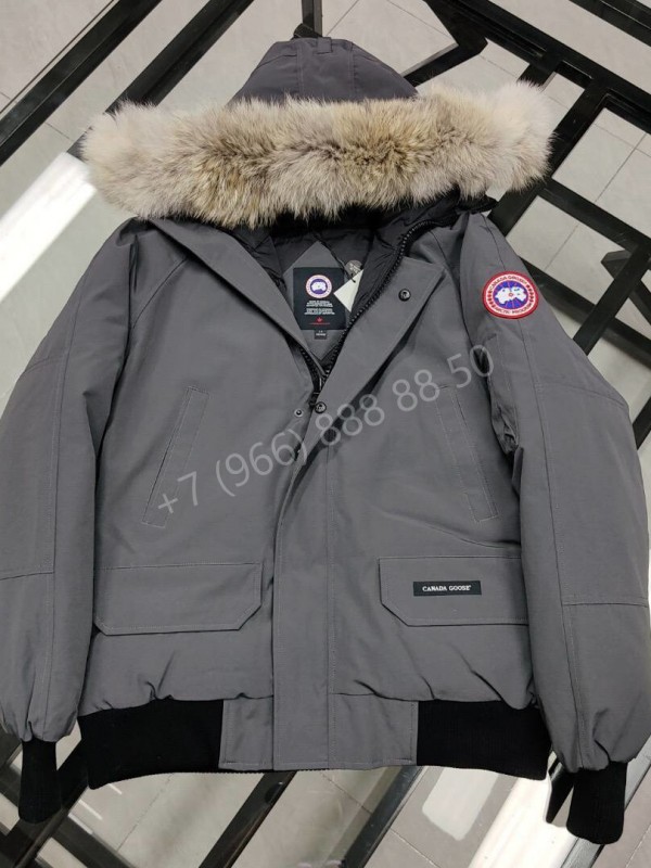 Пуховик Canada Goose