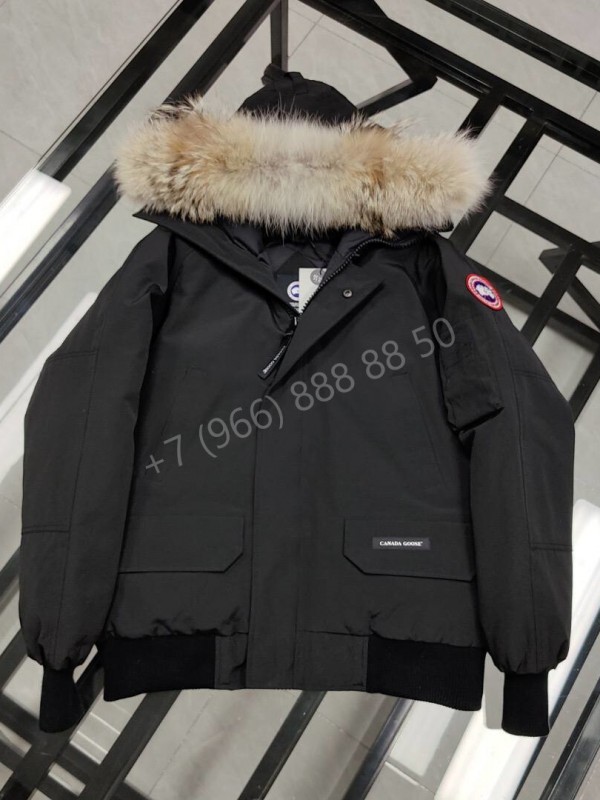 Пуховик Canada Goose