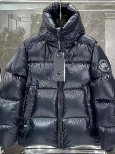 Пуховик Canada Goose