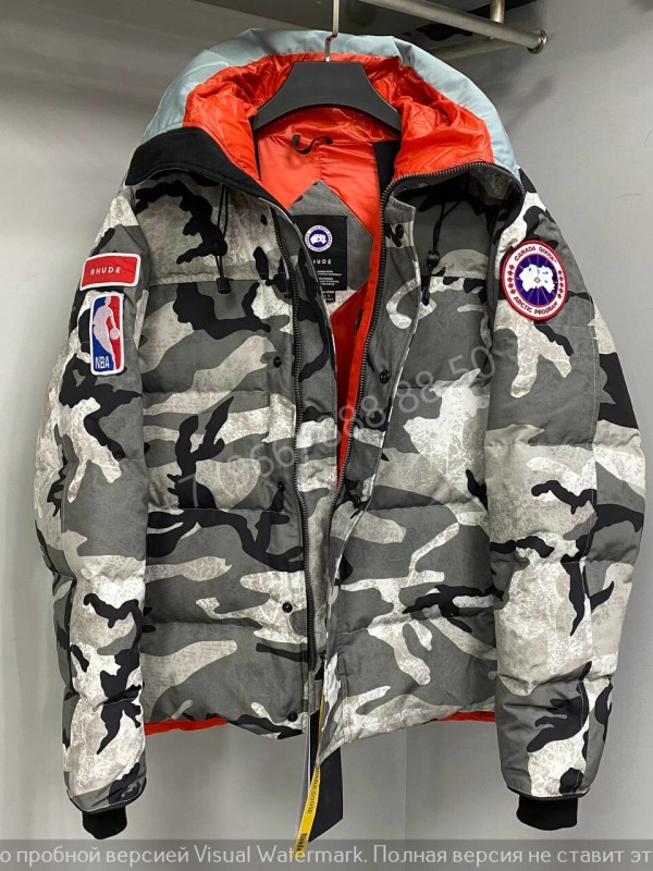 Пуховик Canada Goose