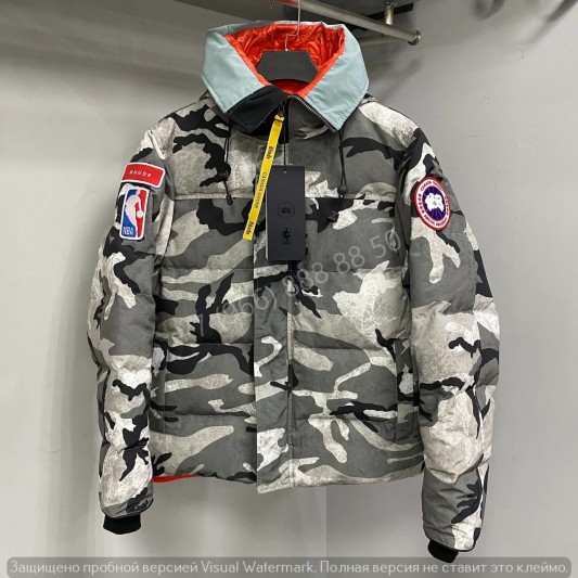 Пуховик Canada Goose