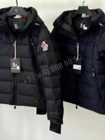 Пуховик Moncler