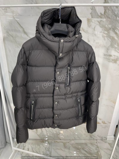 Пуховик Moncler