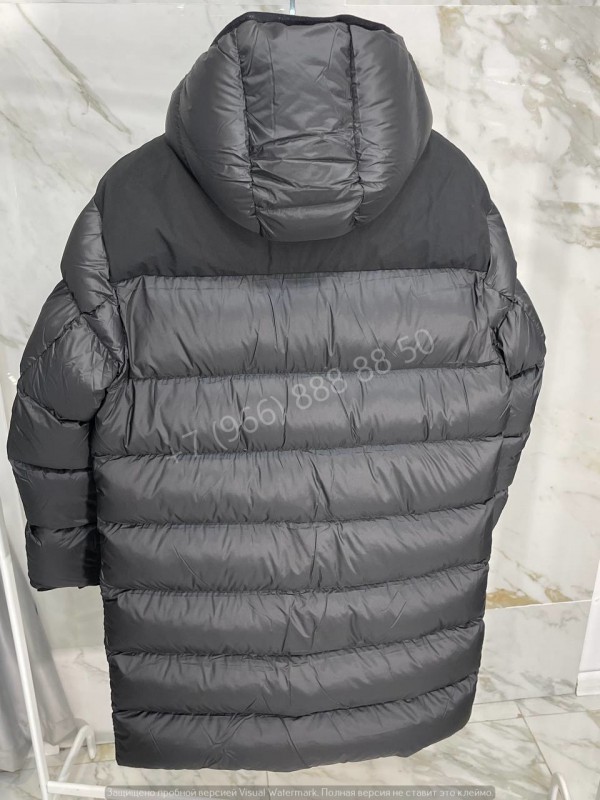 Пуховик Moncler