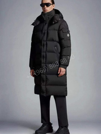 Пуховик Moncler