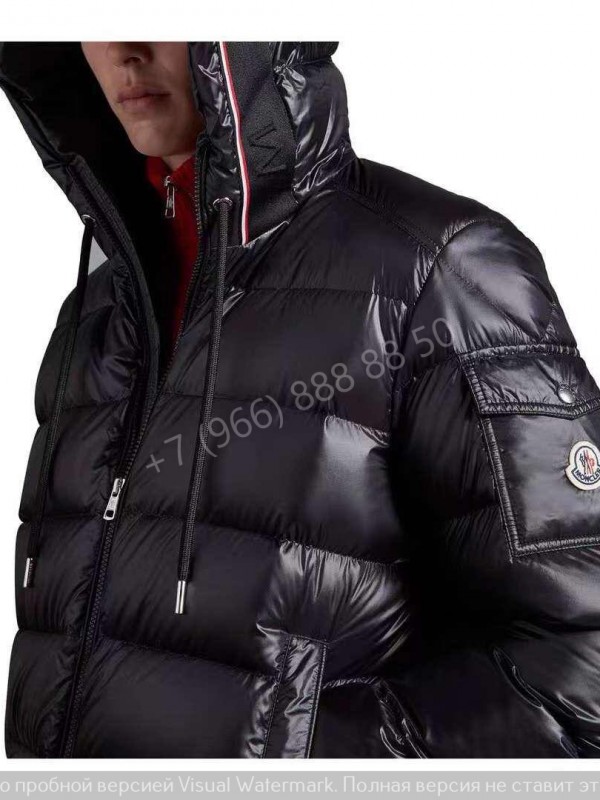 Пуховик Moncler