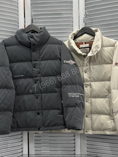 Пуховик Moncler