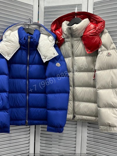 Пуховик Moncler