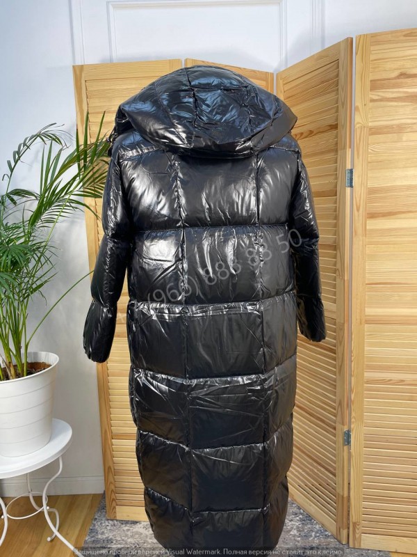 Пуховик Moncler