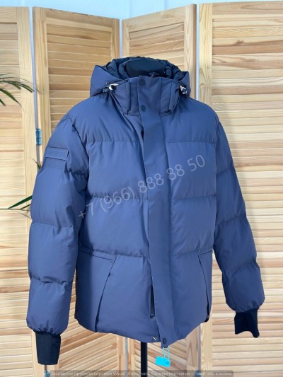 Пуховик Moncler