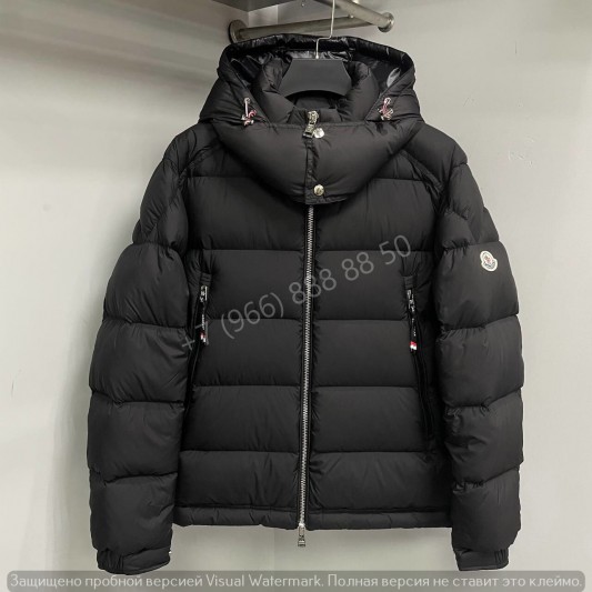 Пуховик Moncler