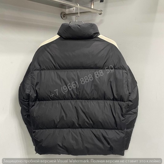 Пуховик Moncler