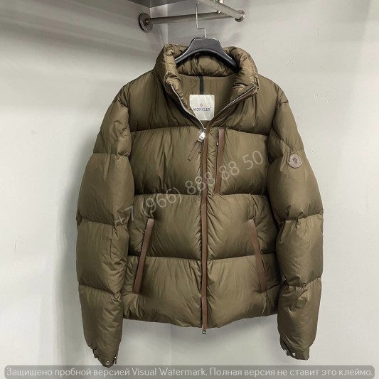 Пуховик Moncler