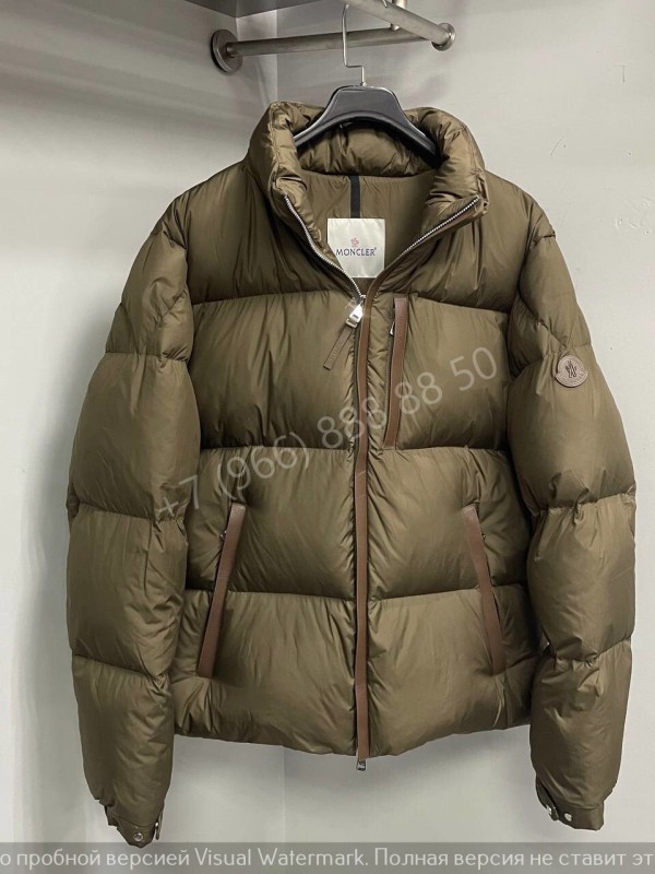 Пуховик Moncler