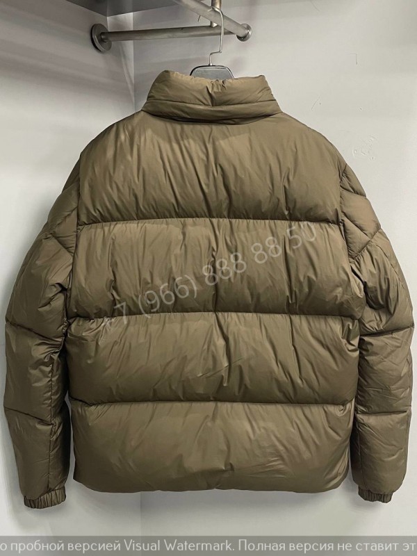 Пуховик Moncler