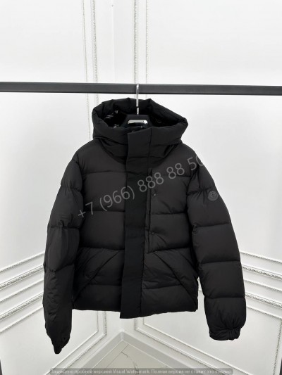 Пуховик Moncler