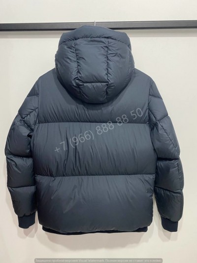 Пуховик Moncler