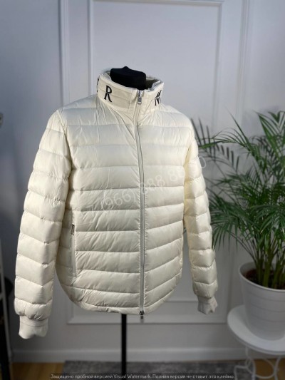 Пуховик Moncler