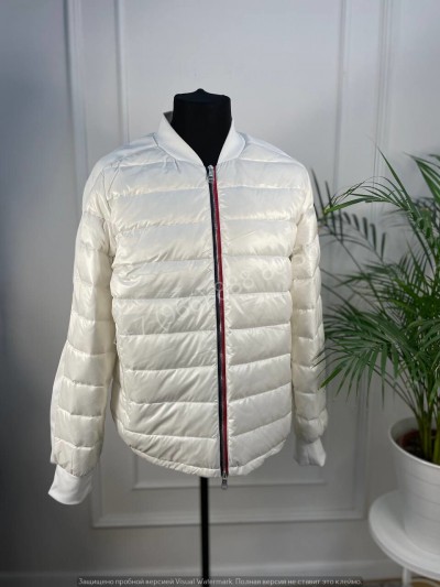 Пуховик Moncler