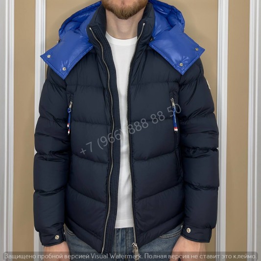 Пуховик Moncler