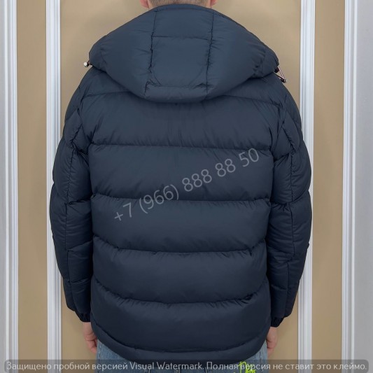 Пуховик Moncler