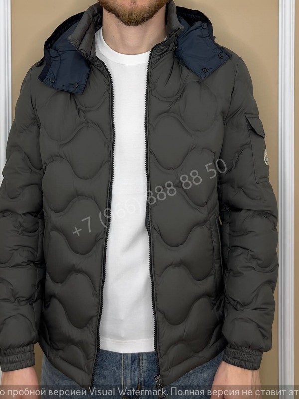 Пуховик Moncler