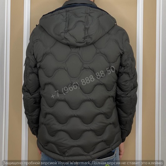 Пуховик Moncler