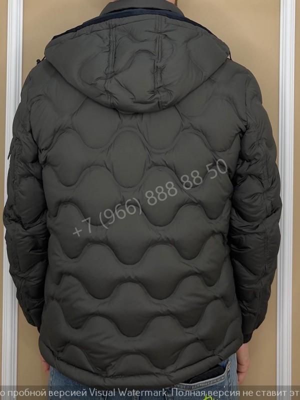 Пуховик Moncler