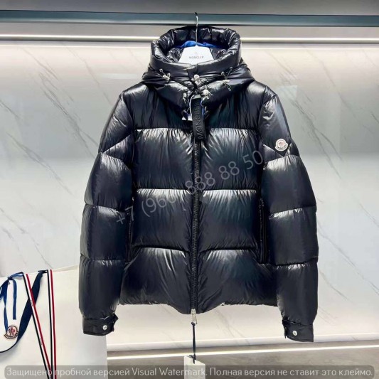 Пуховик Moncler