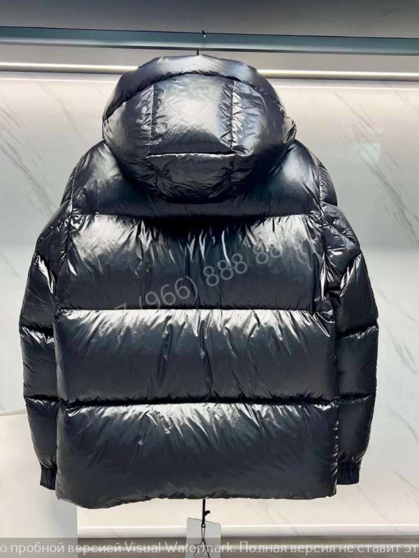 Пуховик Moncler