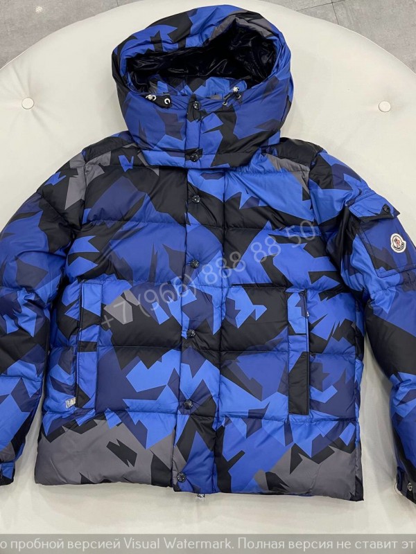 Пуховик Moncler