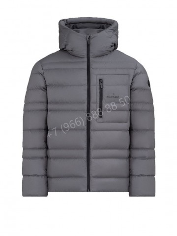 Пуховик Moncler