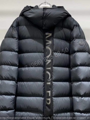 Пуховик Moncler