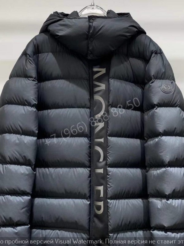 Пуховик Moncler