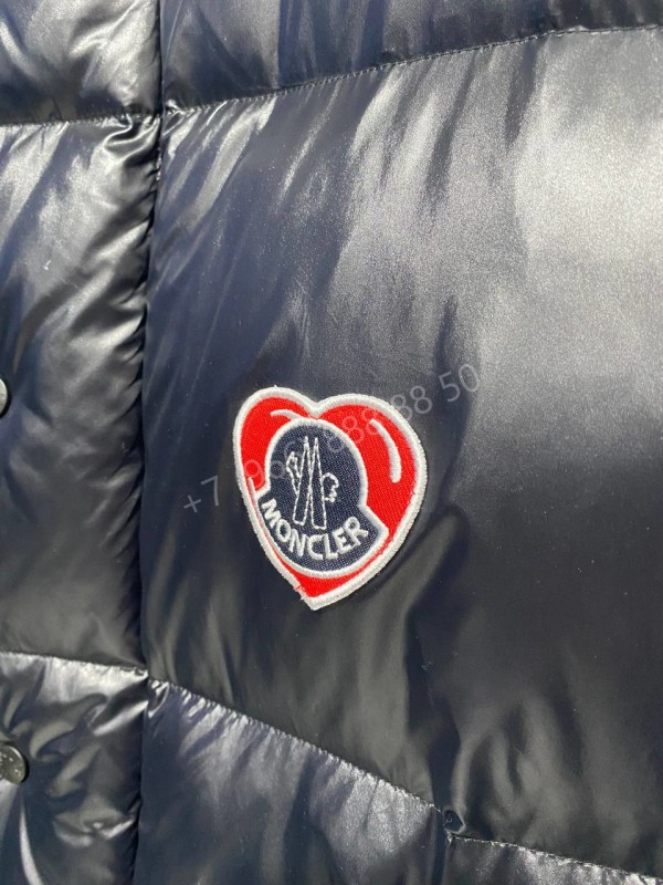 Пуховик Moncler