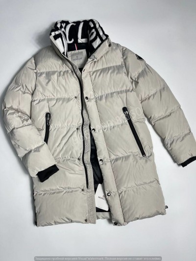 Пуховик Moncler