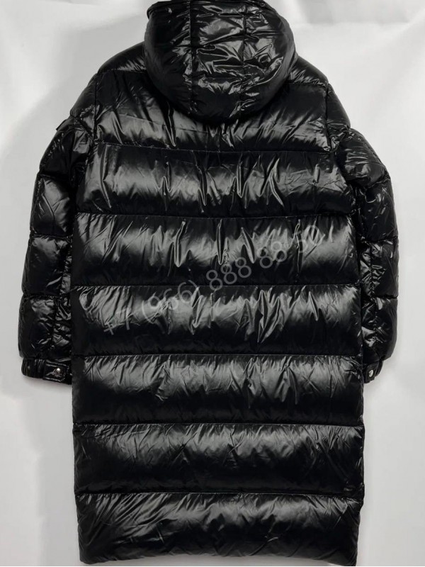 Пуховик Moncler