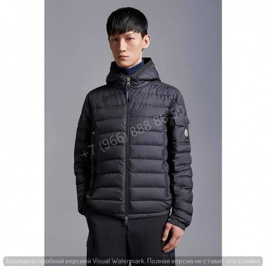 Пуховик Moncler