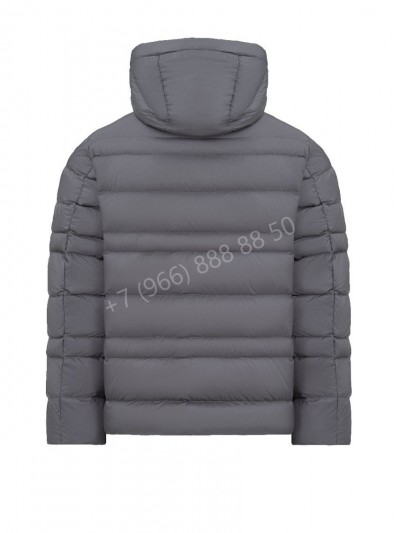 Пуховик Moncler