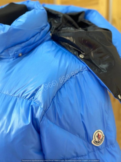 Пуховик Moncler