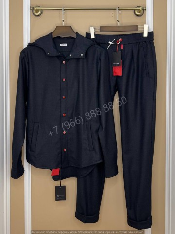 Прогулочный костюм Kiton